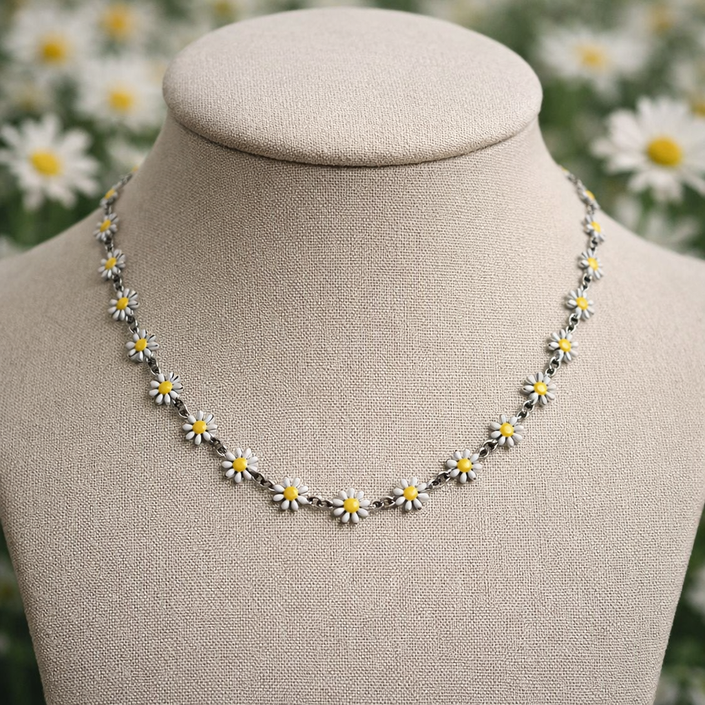 White Daisy Necklace (Silver Stainless Steel)
